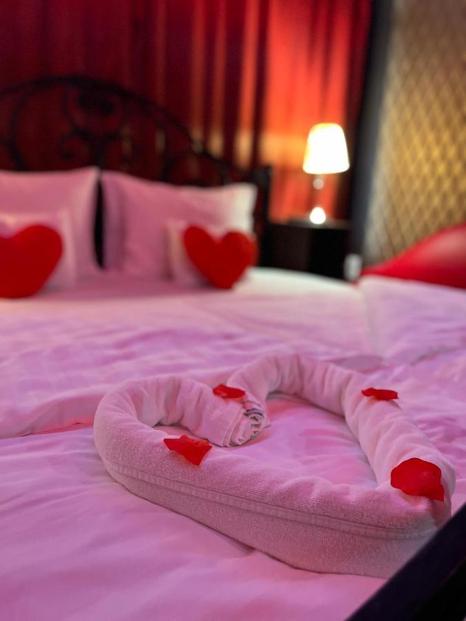 Hotel Corvin Gyula Εξωτερικό φωτογραφία